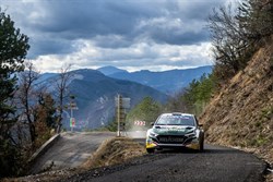 Henk Vossen en Willem Vissenberg finishen Rallye Monte Carlo